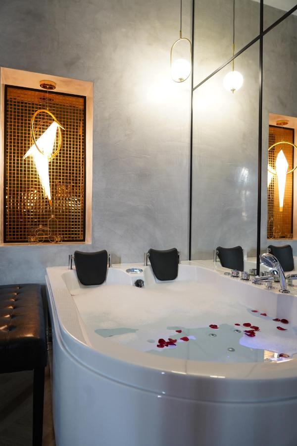Apartament Z Jacuzzi W Sercu Krakowa Kültér fotó